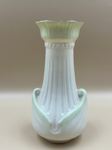 Vintage belleek ireland moore - vintage,