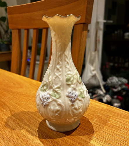 Beautiful vintage belleek - vintage,