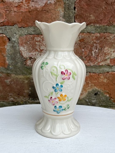 Belleek daisy blossom vase - belleek,,