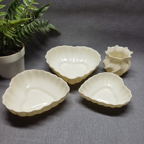 Vintage belleek heart shaped - heart,