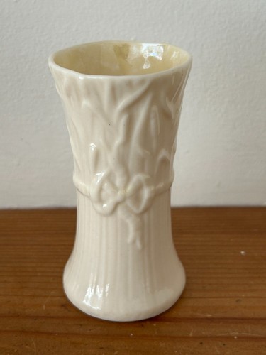 Vintage belleek typha - typha, spill