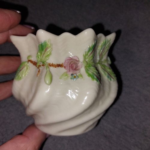 Belleek carlingford cache pot - carlingford,