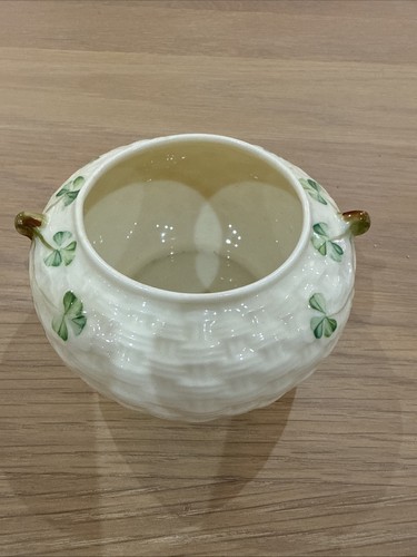 Belleek pottery sugar bowl - belleek,
