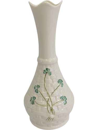 Belleek setanta vase shamrock - belleek,
