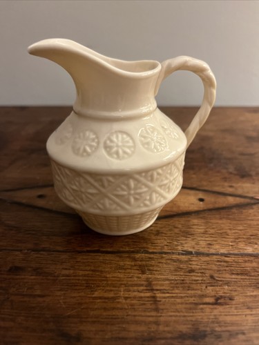 Belleek creamer jug cleary - belleek, creamer/jug-cleary